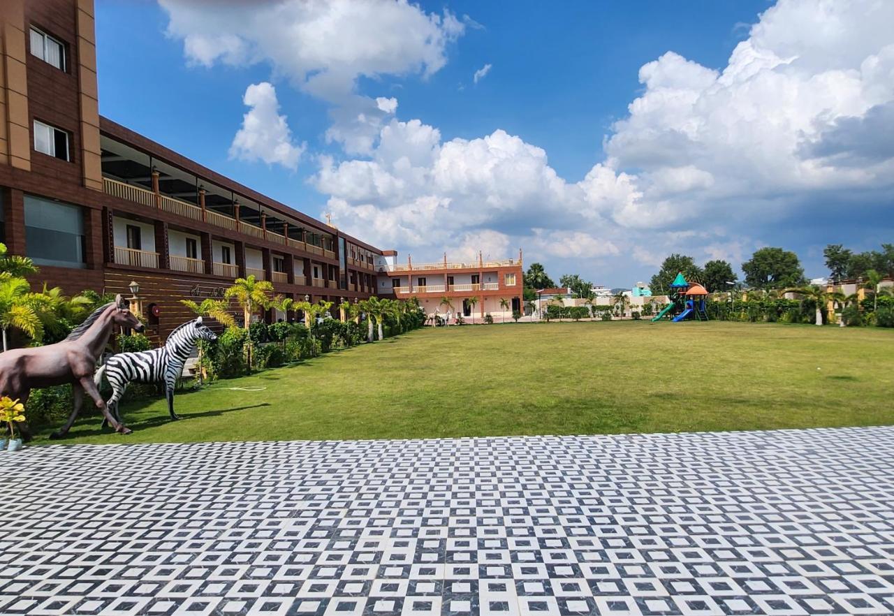 The Bodhi Palace Resort Экстерьер фото