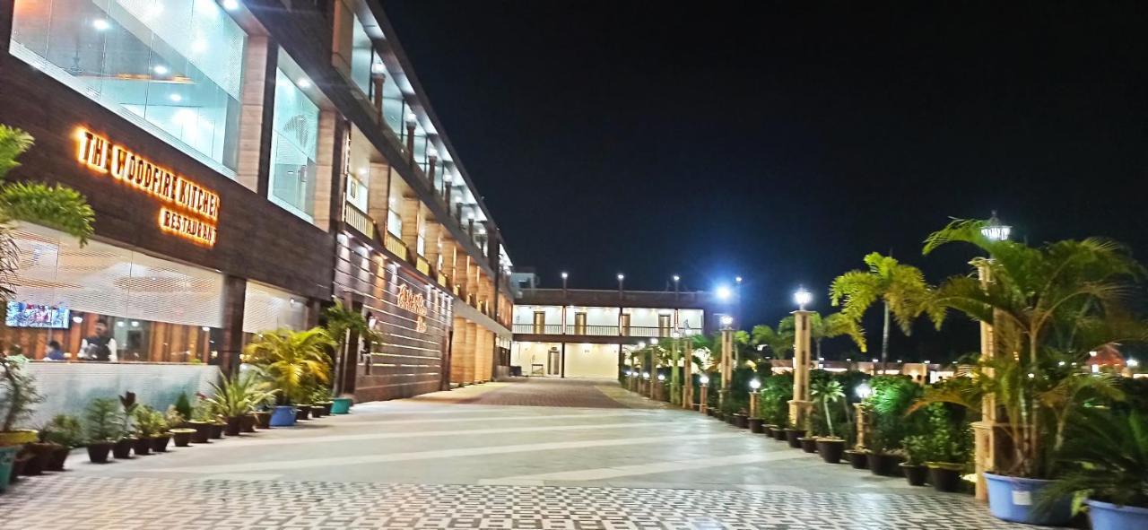 The Bodhi Palace Resort Экстерьер фото