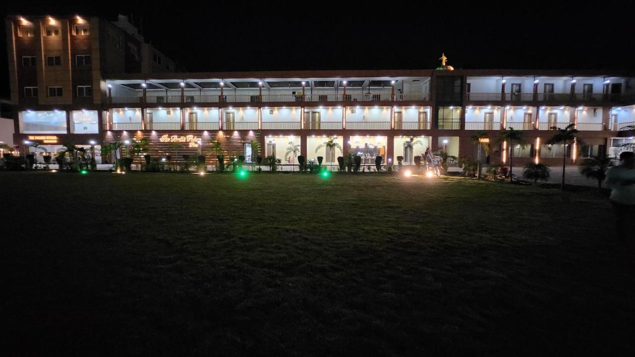 The Bodhi Palace Resort Экстерьер фото